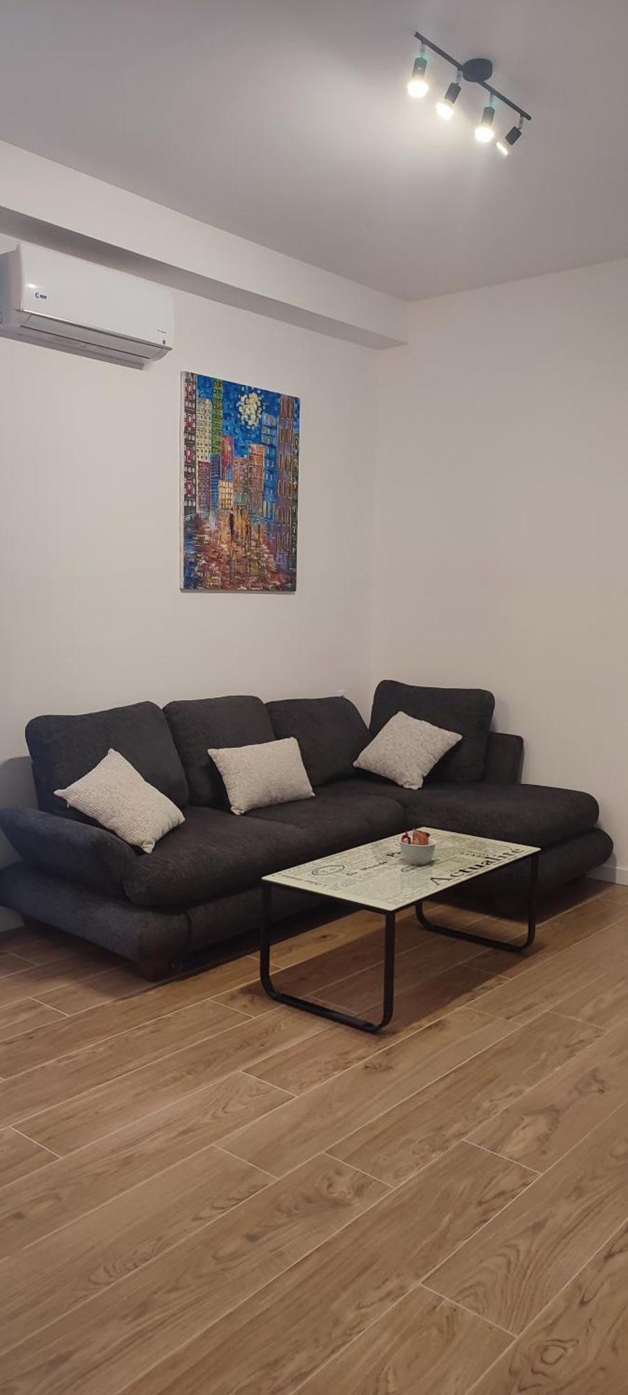 Romanticatbilisi Exteriör bild